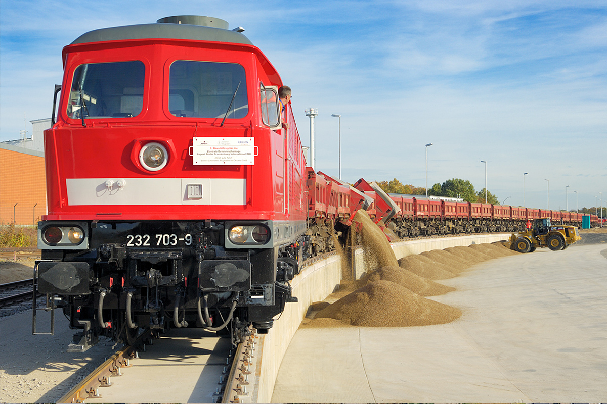 IMPRESSIONEN VOM FLUGHAFEN BERLIN.\